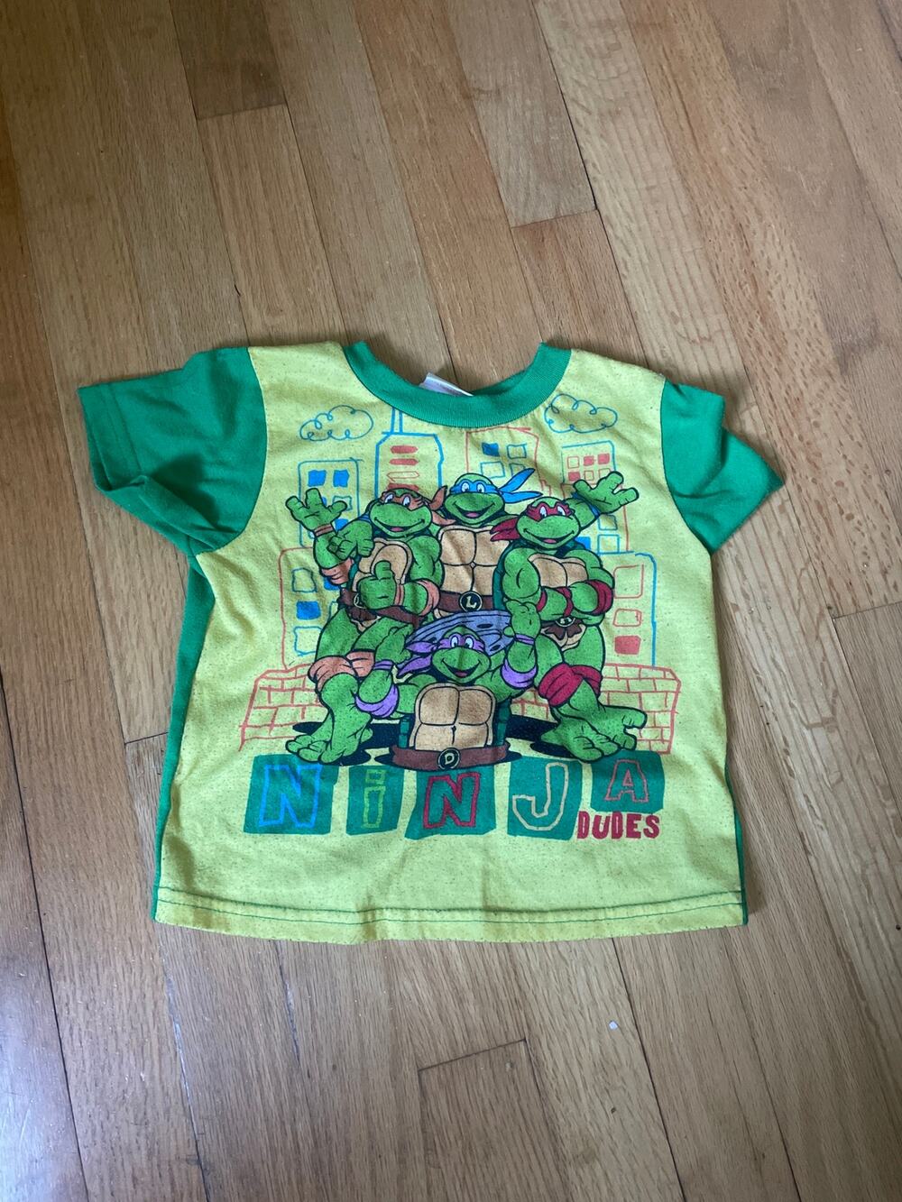 Kids ninja turtle shirt4t